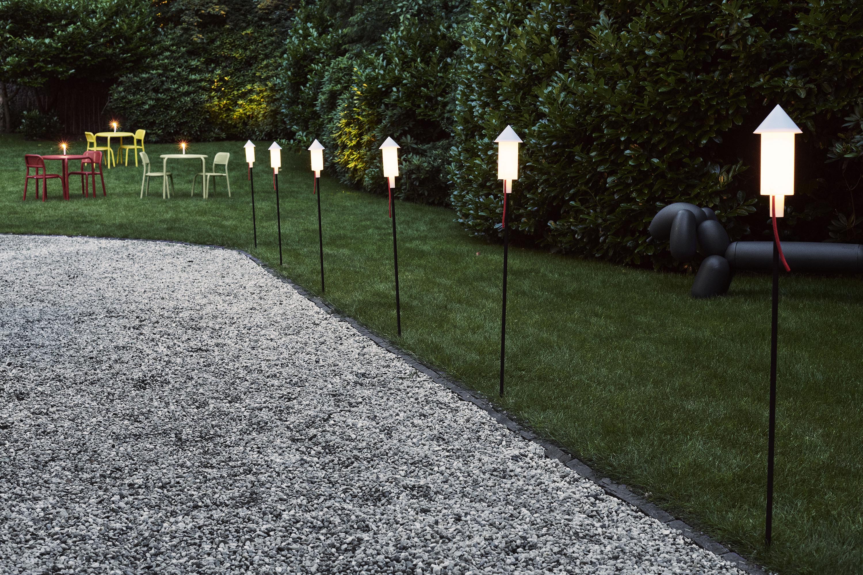 Pret a Racket Wireless Solar Outdoor Lights (Set of 3) - Image 7